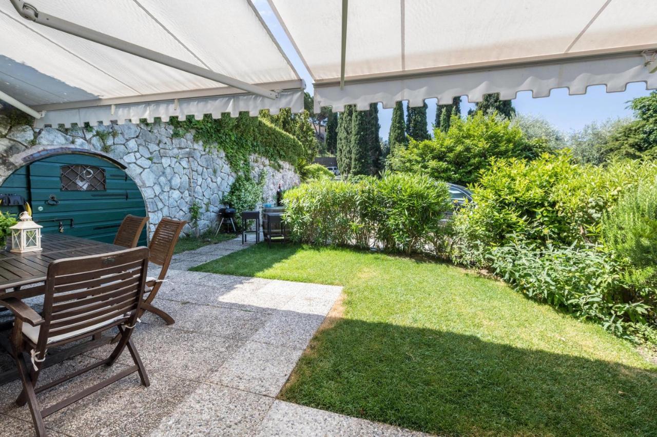 Residence La Mignon Oleandri توري ديل بيناكو المظهر الخارجي الصورة