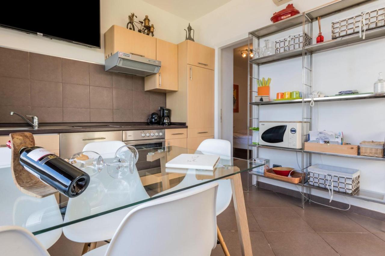 Residence La Mignon Oleandri توري ديل بيناكو المظهر الخارجي الصورة